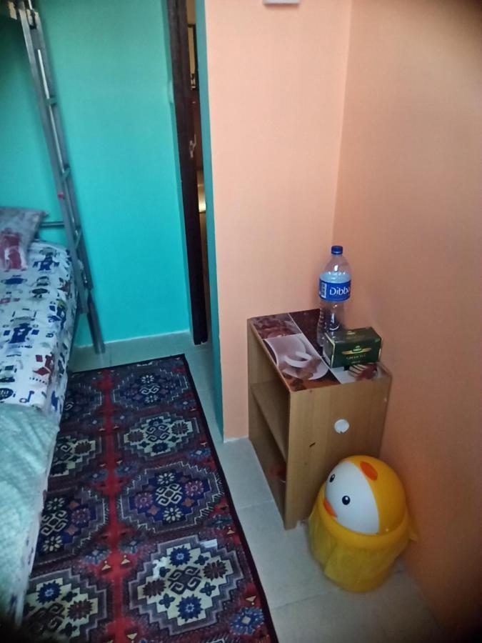 شقة Moon Backpackers , Al Rigga , Partition For Couples And For Singles دبي المظهر الخارجي الصورة