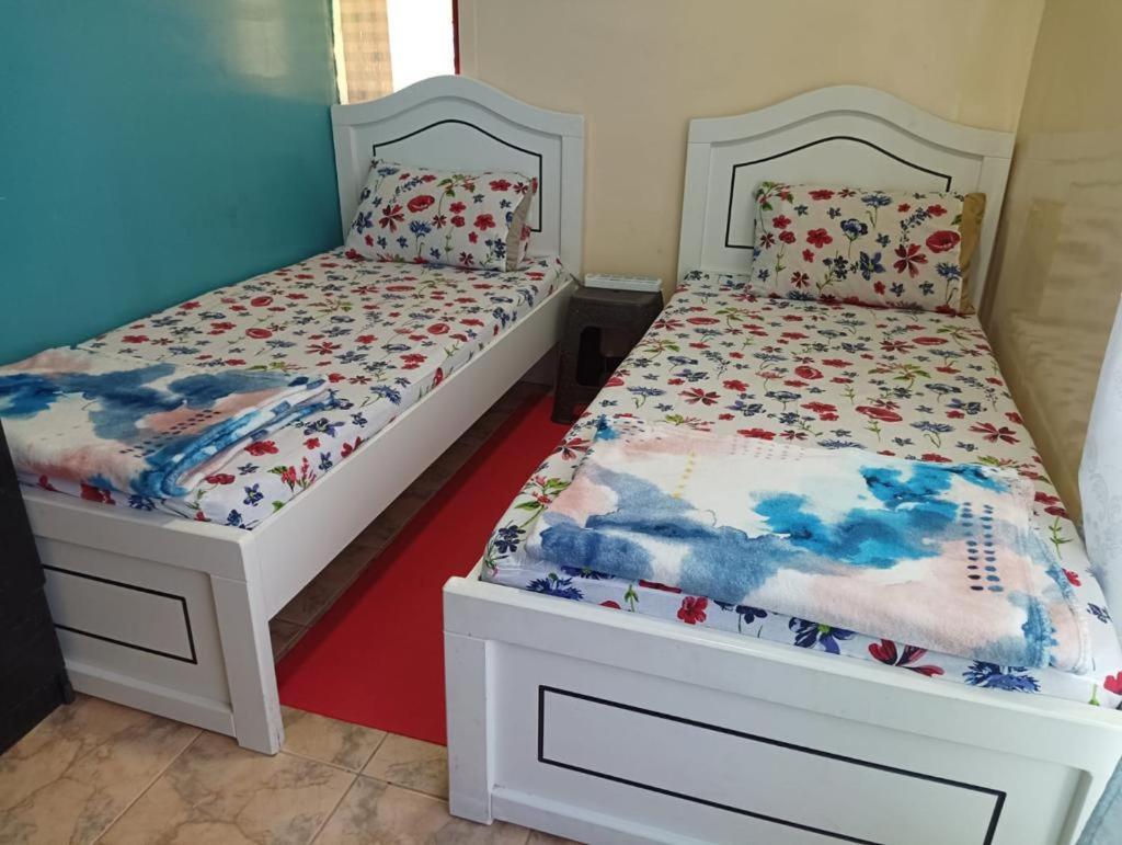 شقة Moon Backpackers , Al Rigga , Partition For Couples And For Singles دبي المظهر الخارجي الصورة