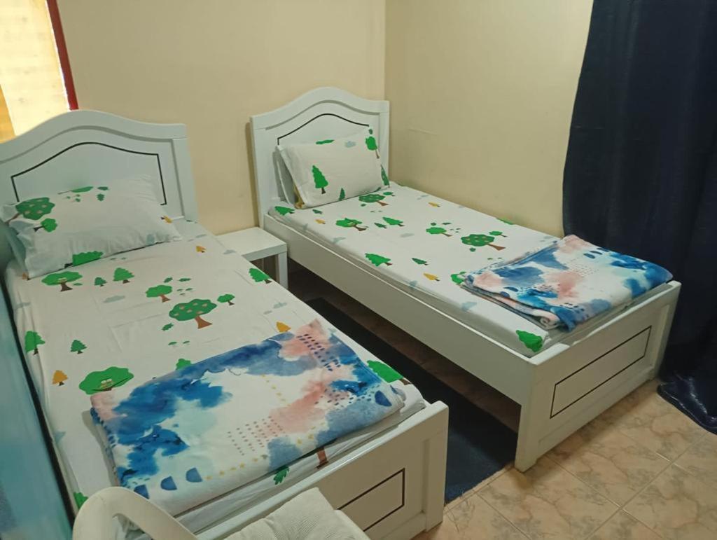 شقة Moon Backpackers , Al Rigga , Partition For Couples And For Singles دبي المظهر الخارجي الصورة